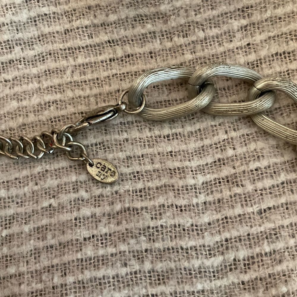 Multi stranded necklaces - Picture 3 of 8